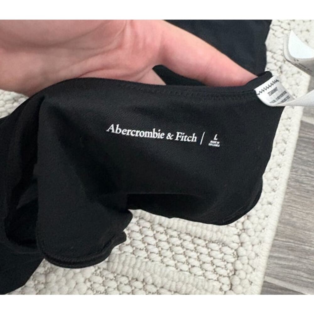 NWOT Womens Abercrombie & Fitch Black One Piece Swimsuit Size Large - Picture 7 of 8